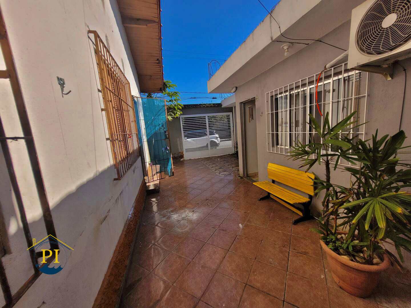 Casa à venda com 3 quartos, 87m² - Foto 4