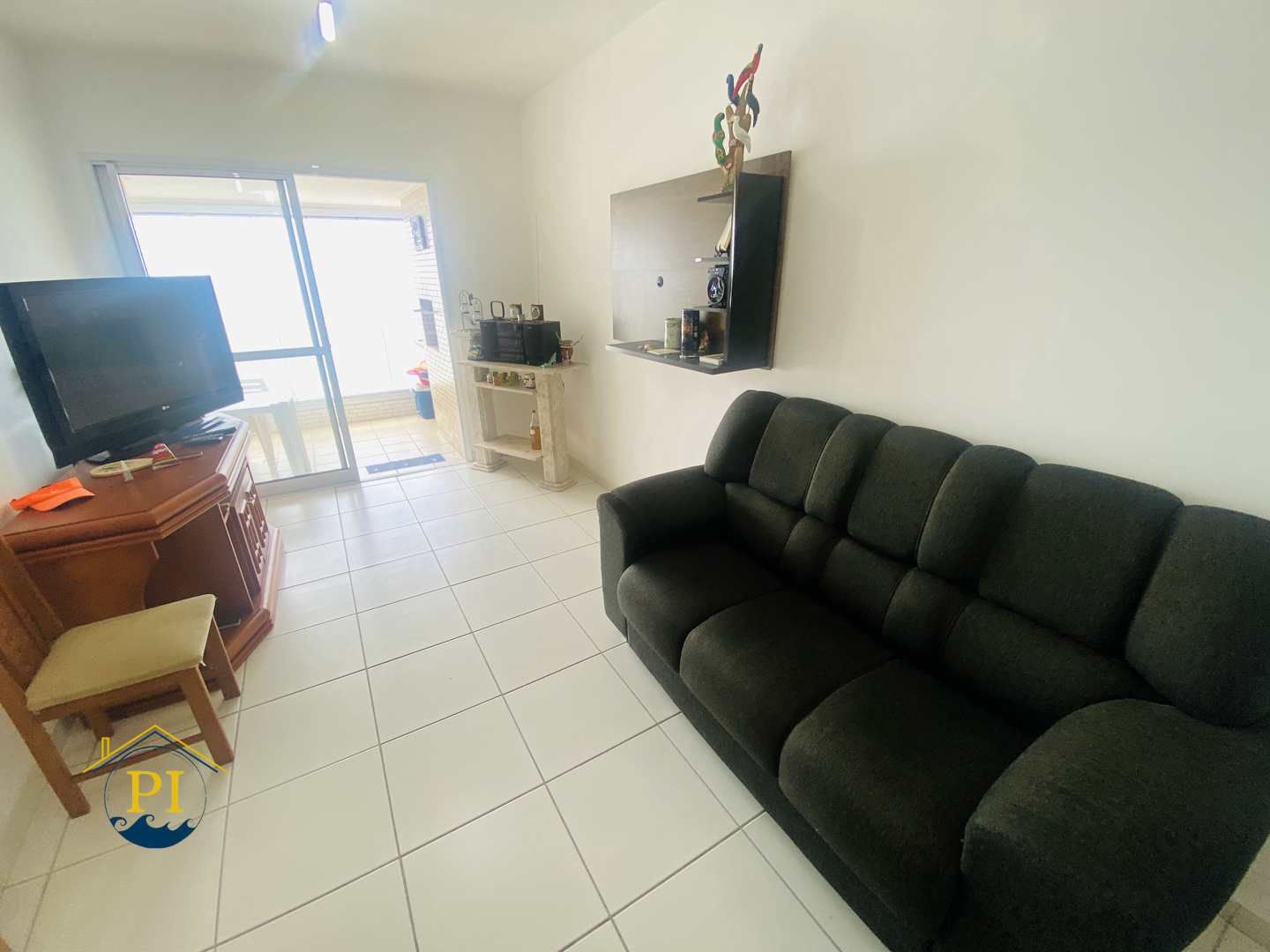 Apartamento para alugar com 3 quartos, 92m² - Foto 2