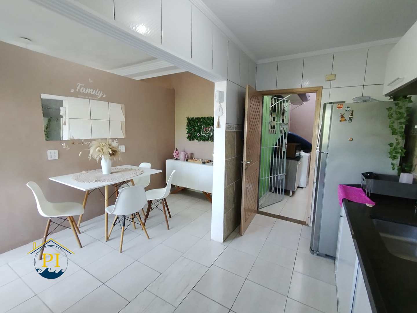 Casa à venda com 3 quartos, 192m² - Foto 10