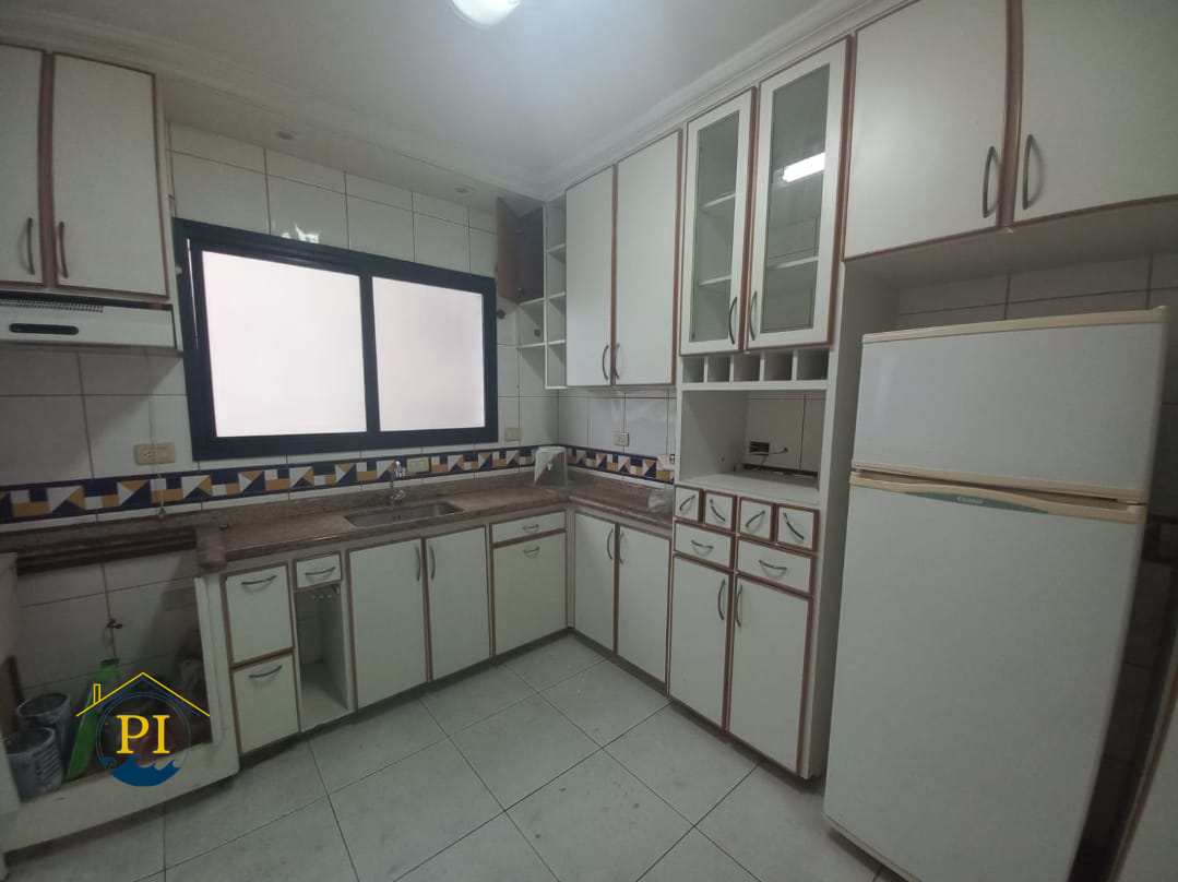 Apartamento para alugar com 3 quartos, 130m² - Foto 1