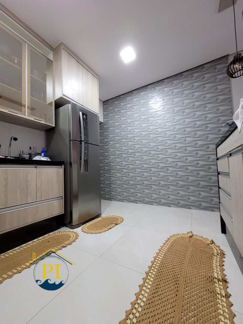 Casa à venda com 2 quartos, 1m² - Foto 3