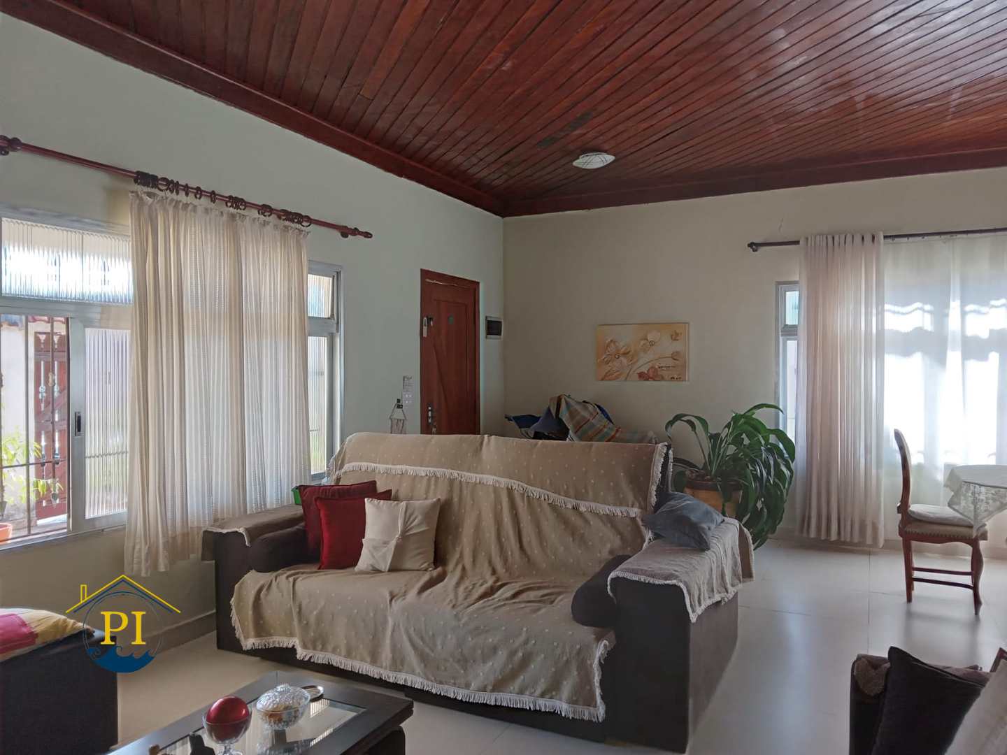 Casa à venda com 3 quartos, 208m² - Foto 4