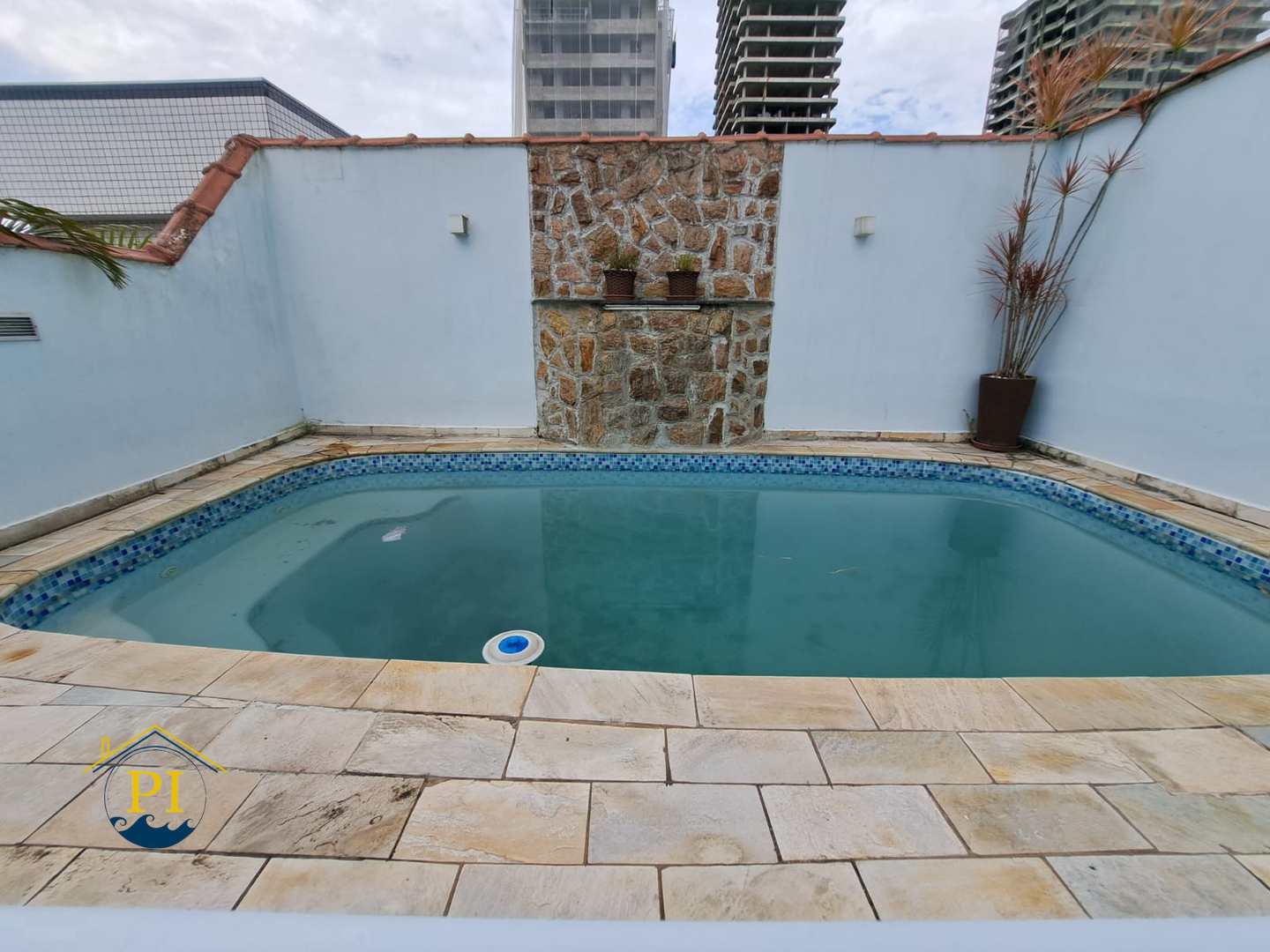 Casa à venda com 3 quartos, 177m² - Foto 3