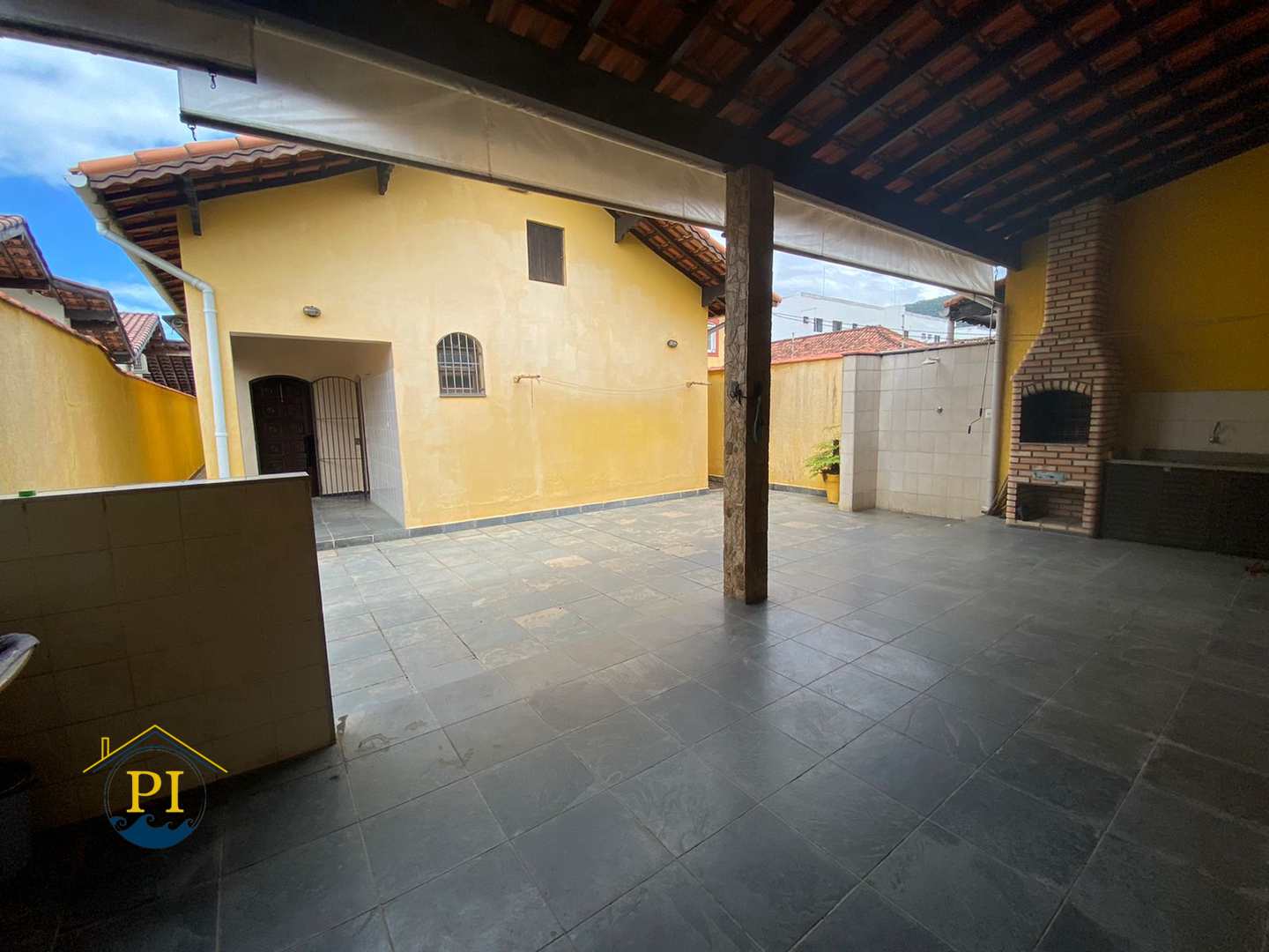 Casa à venda com 3 quartos, 241m² - Foto 11