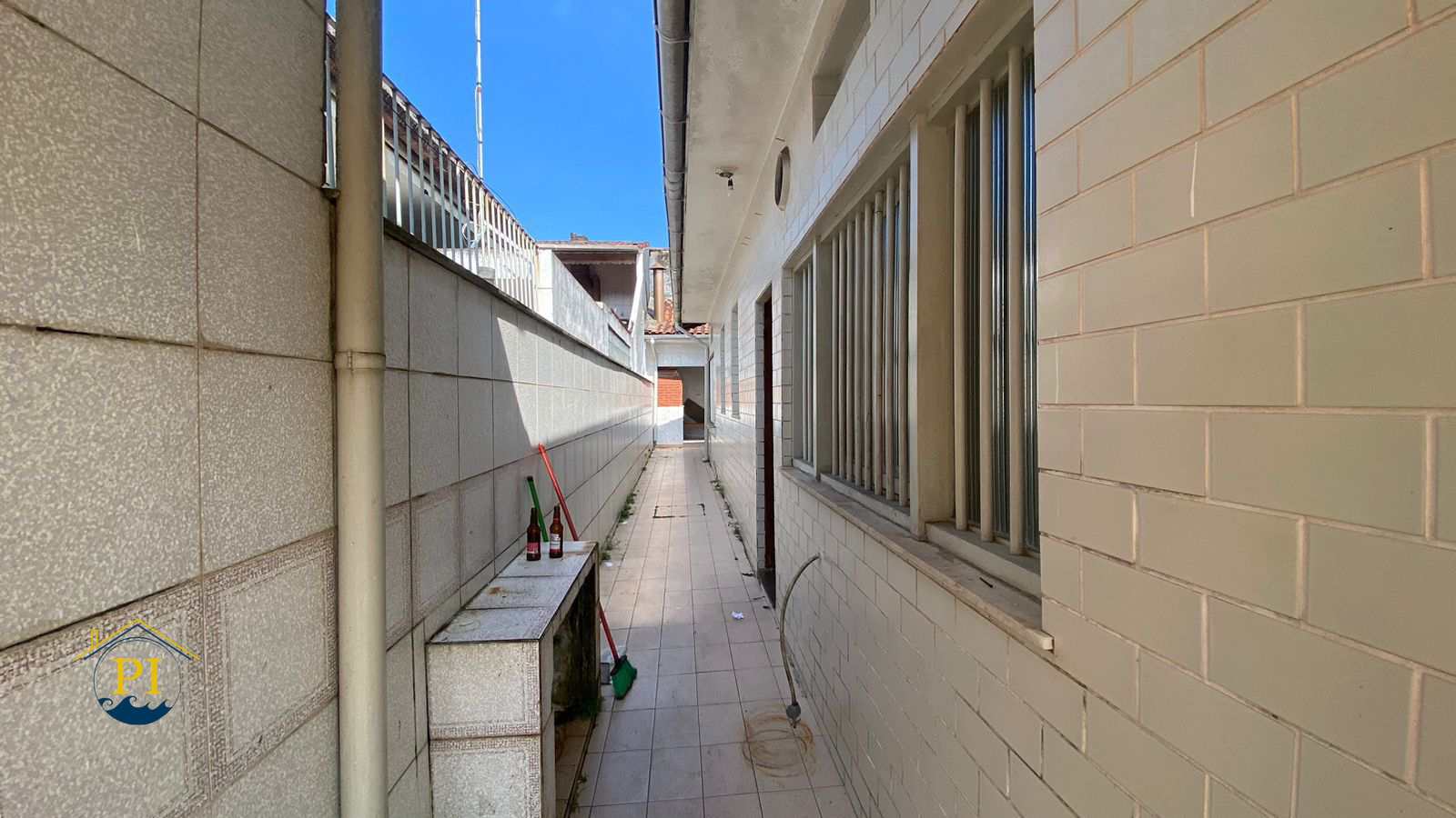 Casa à venda com 3 quartos, 100m² - Foto 23