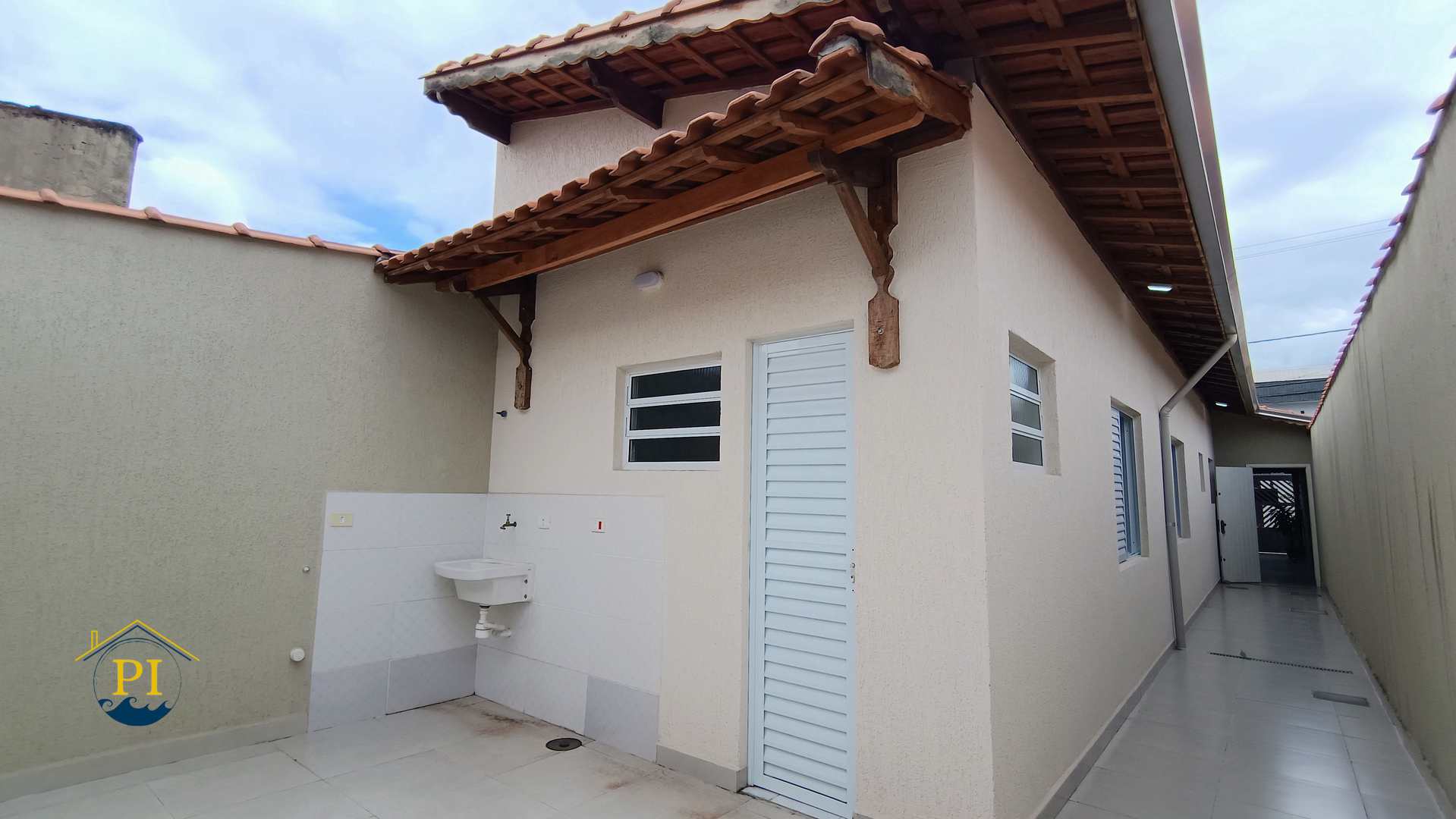 Casa à venda com 2 quartos, 75m² - Foto 14