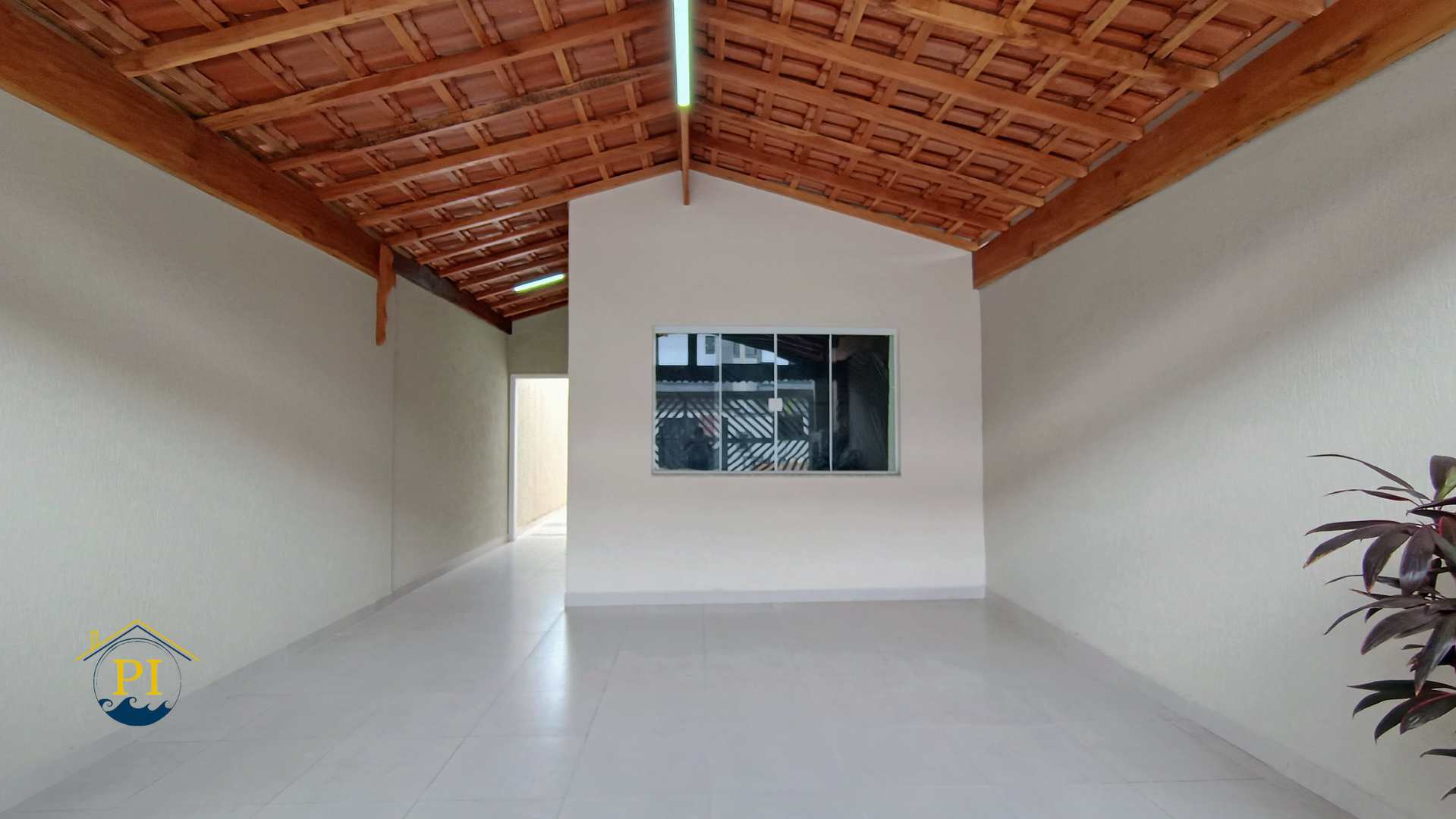 Casa à venda com 2 quartos, 75m² - Foto 2