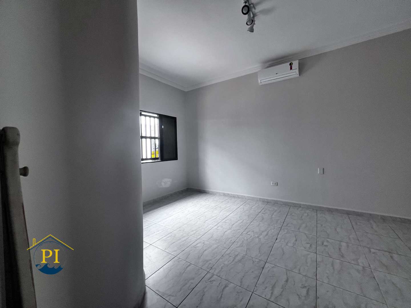 Casa à venda com 3 quartos, 200m² - Foto 31