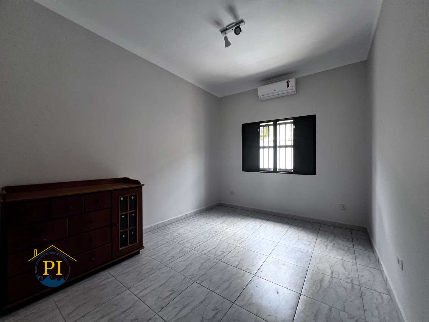 Casa à venda com 3 quartos, 200m² - Foto 28