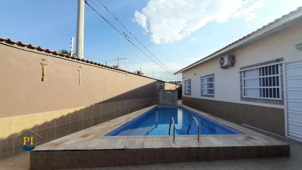 Casa à venda com 3 quartos, 140m² - Foto 1