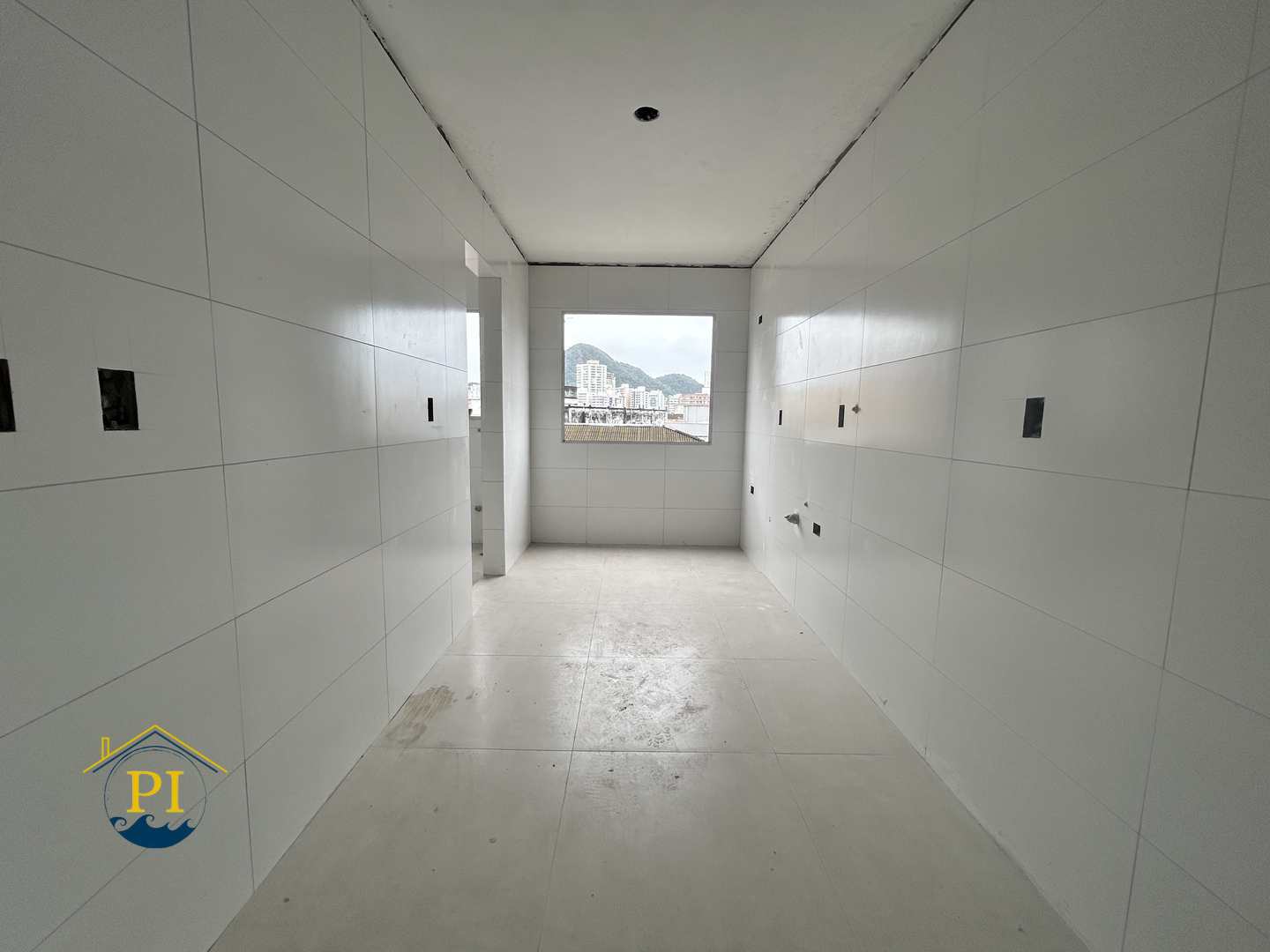 Apartamento à venda com 2 quartos, 79m² - Foto 1