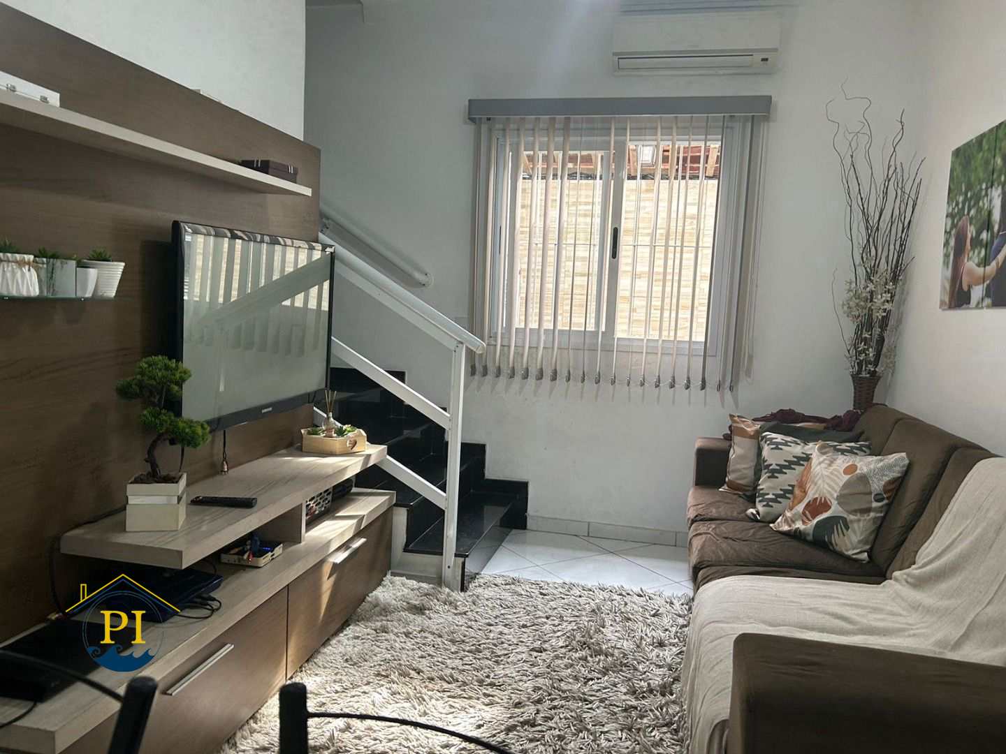 Sobrado à venda com 2 quartos, 59m² - Foto 1