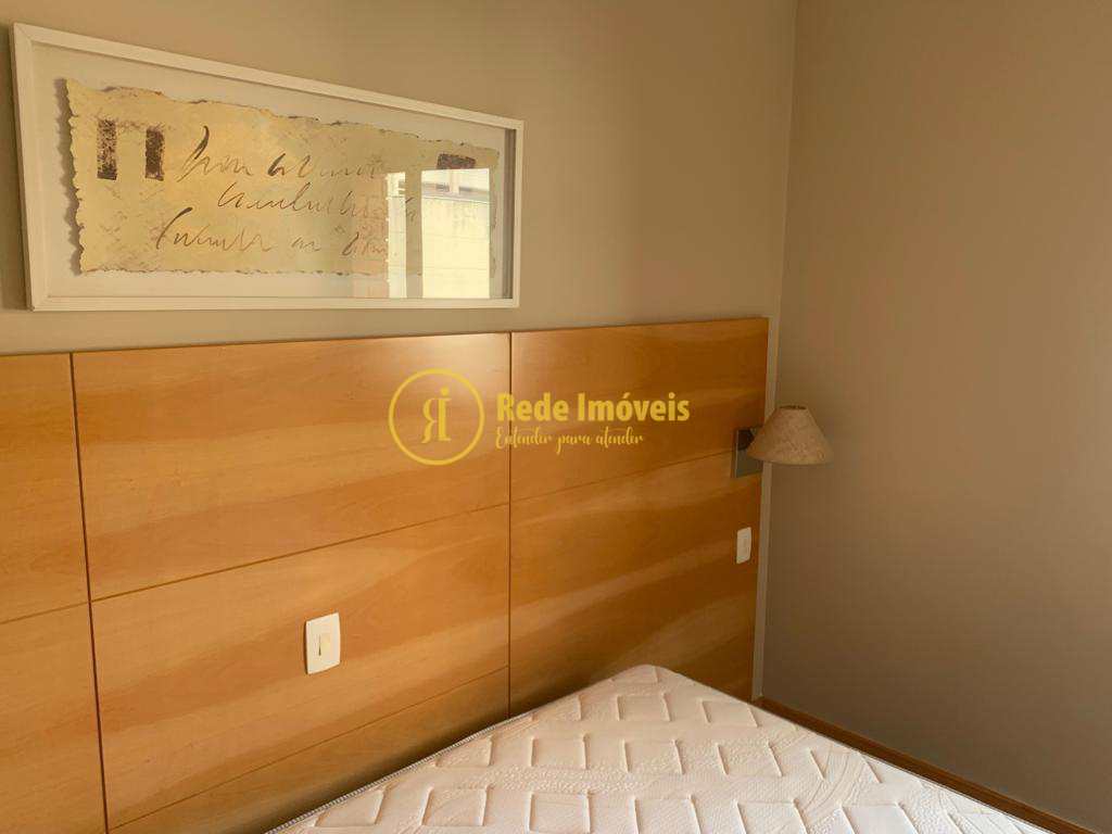 Apartamento à venda com 1 quarto, 45m² - Foto 12