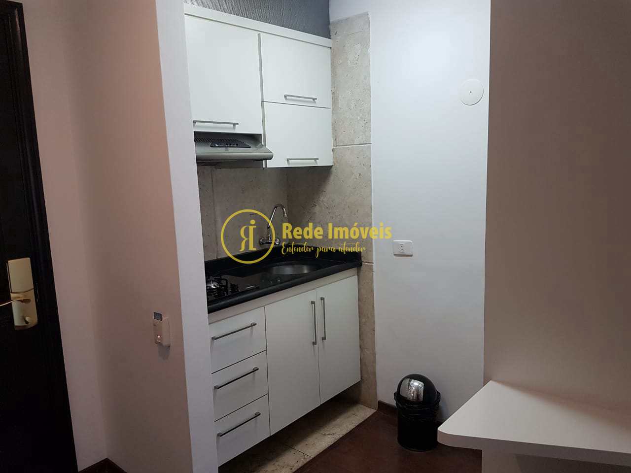 Apartamento à venda com 1 quarto, 80m² - Foto 21