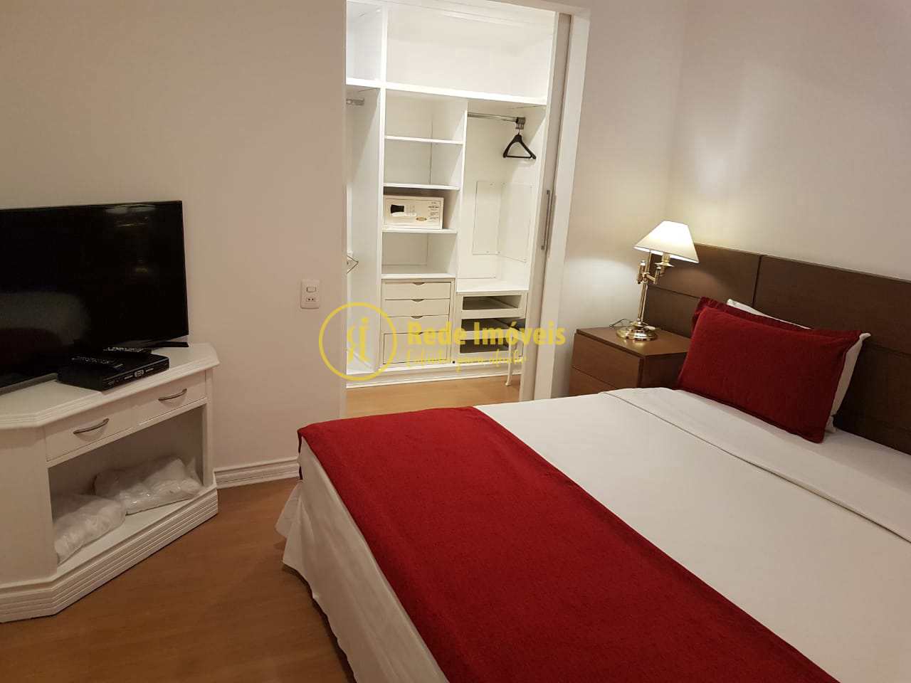 Apartamento à venda com 1 quarto, 80m² - Foto 3