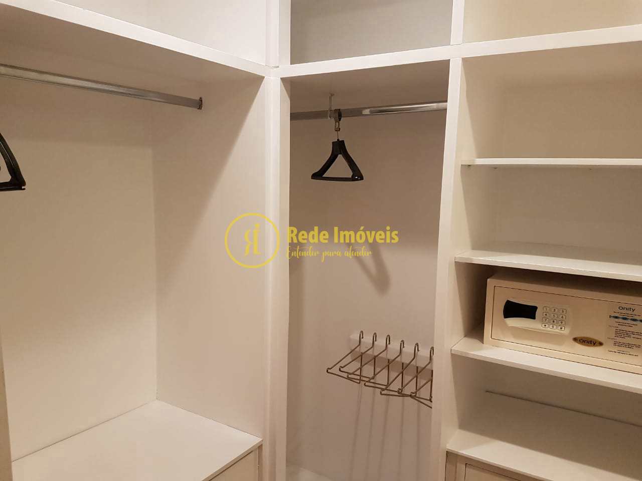 Apartamento à venda com 1 quarto, 80m² - Foto 9