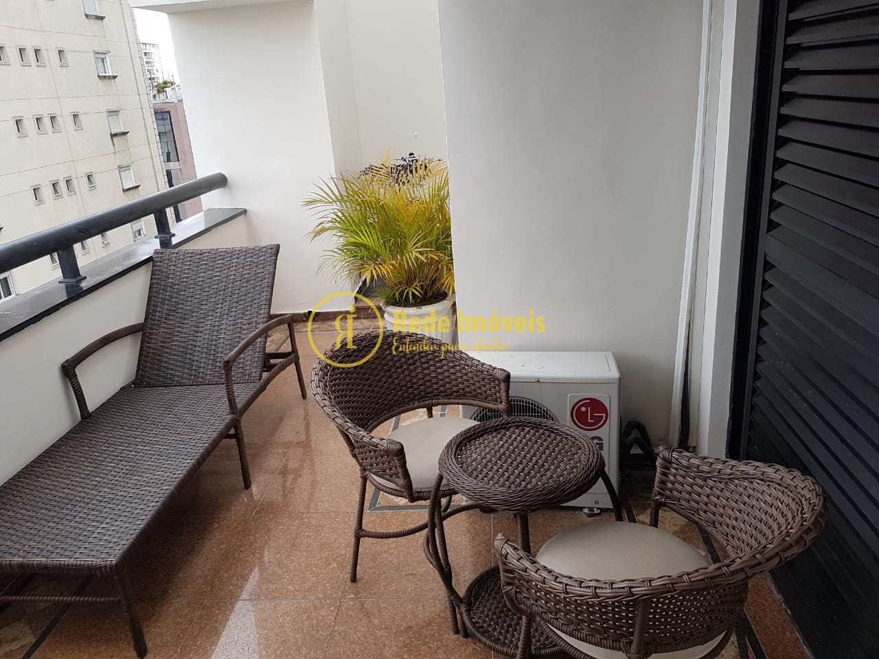 Apartamento à venda com 1 quarto, 80m² - Foto 25