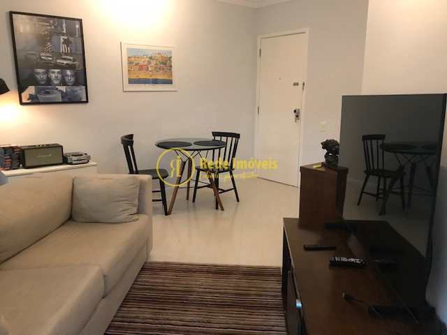 Apartamento à venda com 2 quartos, 66m² - Foto 1