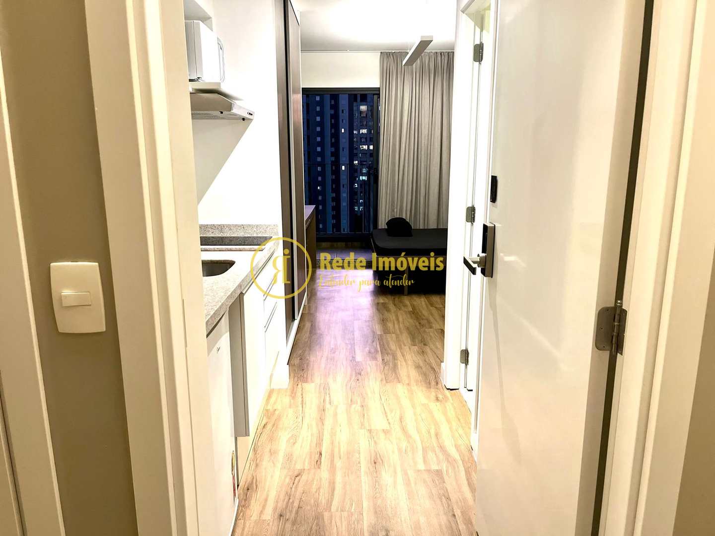 Apartamento à venda com 1 quarto, 30m² - Foto 7