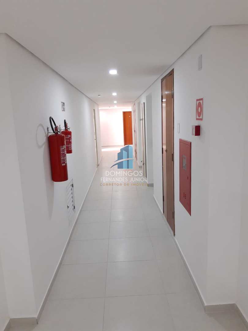 Apartamento à venda com 2 quartos, 40m² - Foto 19