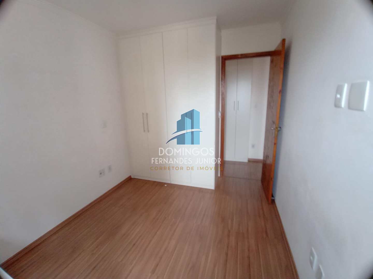 Apartamento à venda com 2 quartos, 55m² - Foto 18