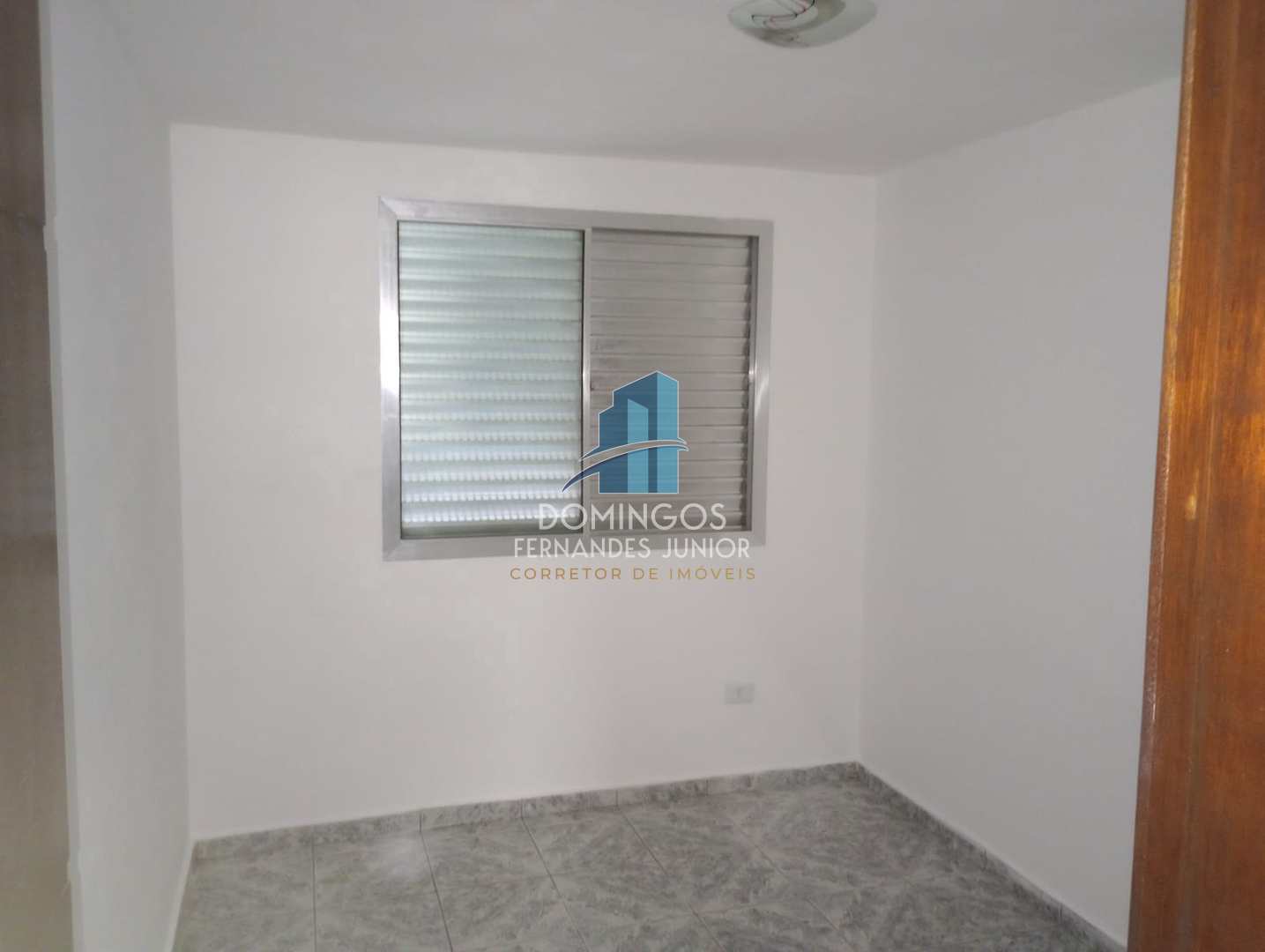 Apartamento à venda com 2 quartos, 42m² - Foto 4