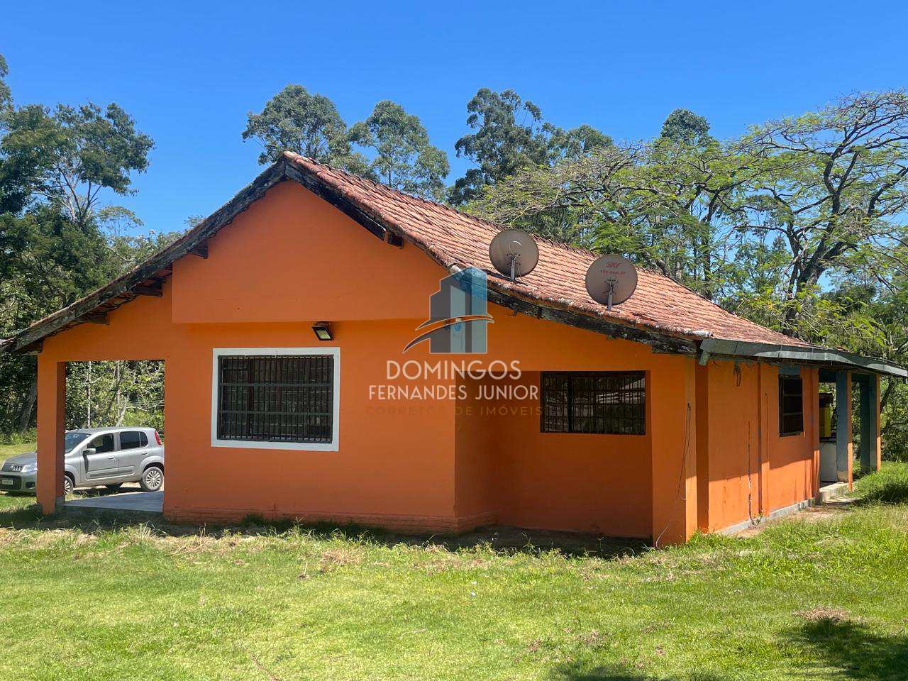 Fazenda à venda com 3 quartos, 110m² - Foto 1