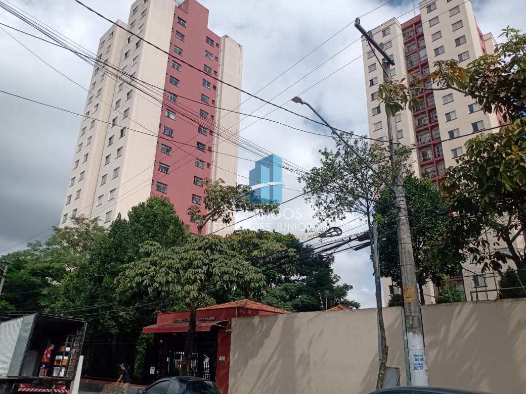 Apartamento à venda com 2 quartos, 48m² - Foto 2