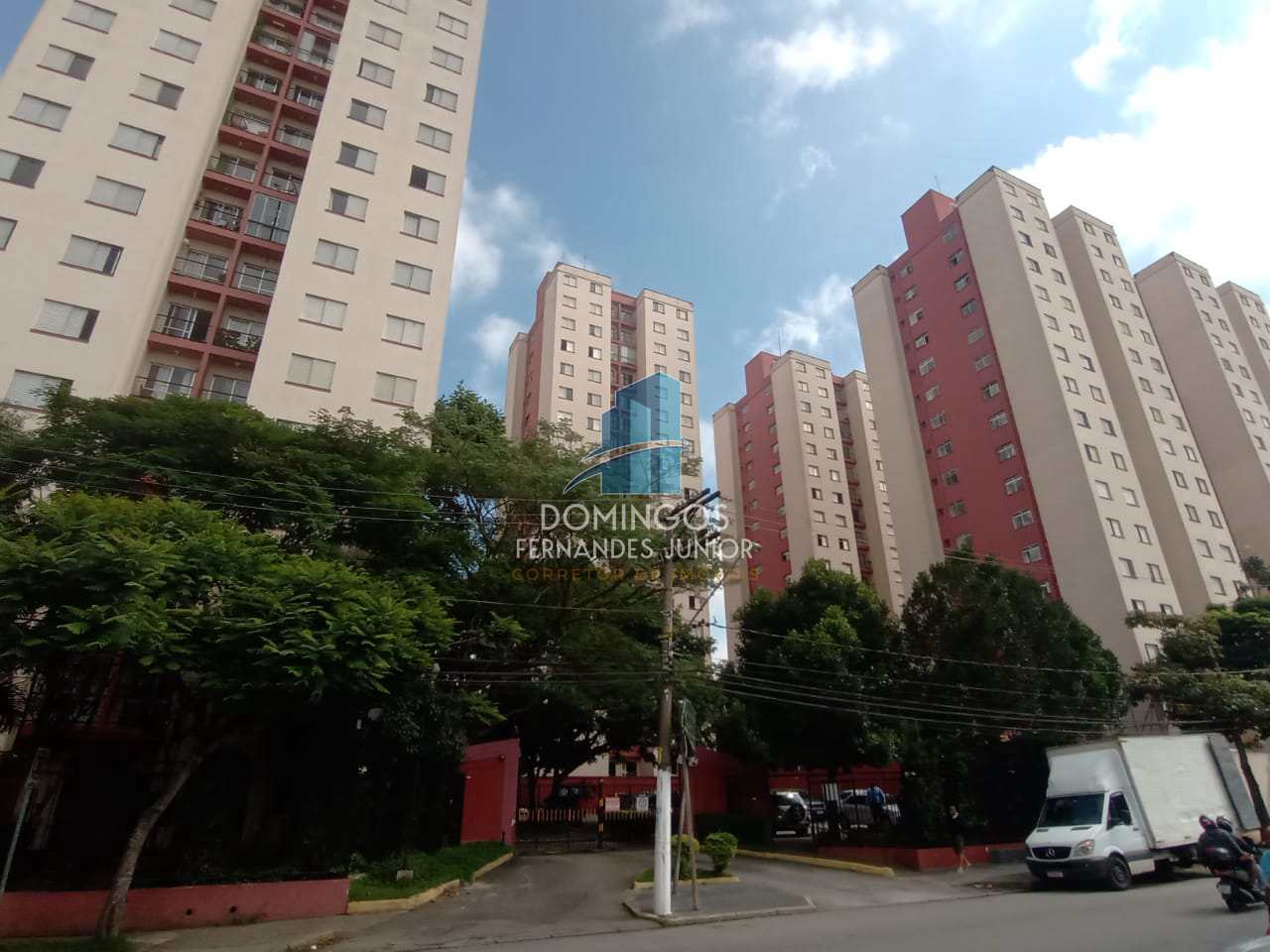 Apartamento à venda com 2 quartos, 48m² - Foto 1