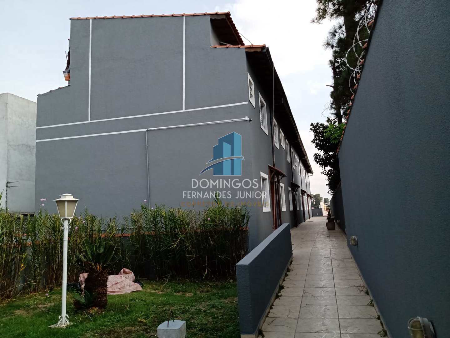 Sobrado à venda com 2 quartos, 70m² - Foto 1