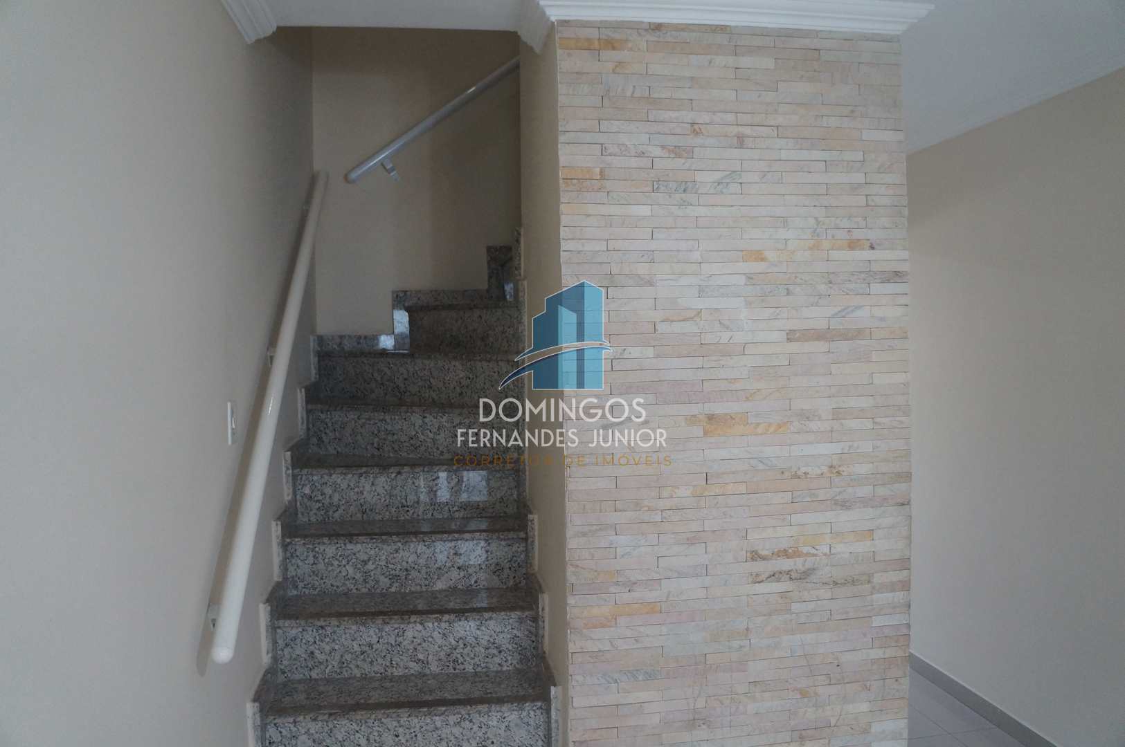 Sobrado à venda com 2 quartos, 105m² - Foto 5