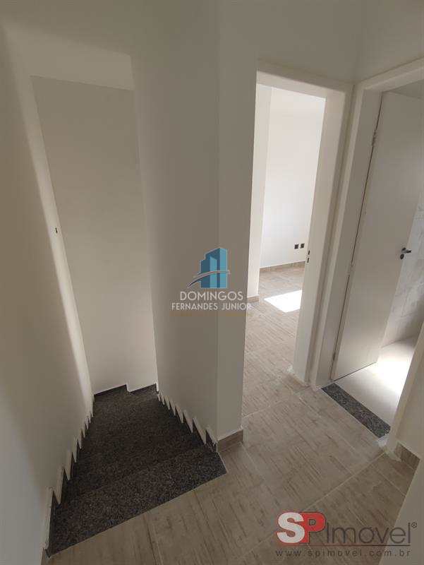 Sobrado à venda com 2 quartos, 68m² - Foto 3