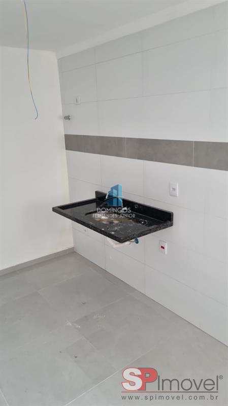 Apartamento à venda com 2 quartos, 40m² - Foto 4