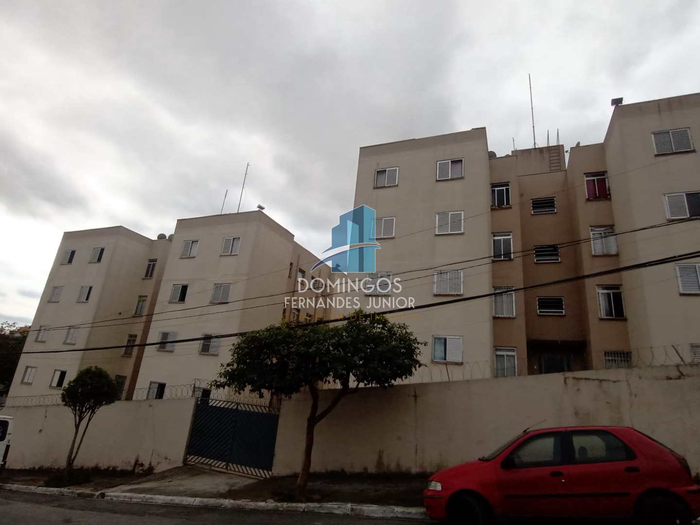 Apartamento à venda com 2 quartos, 45m² - Foto 2