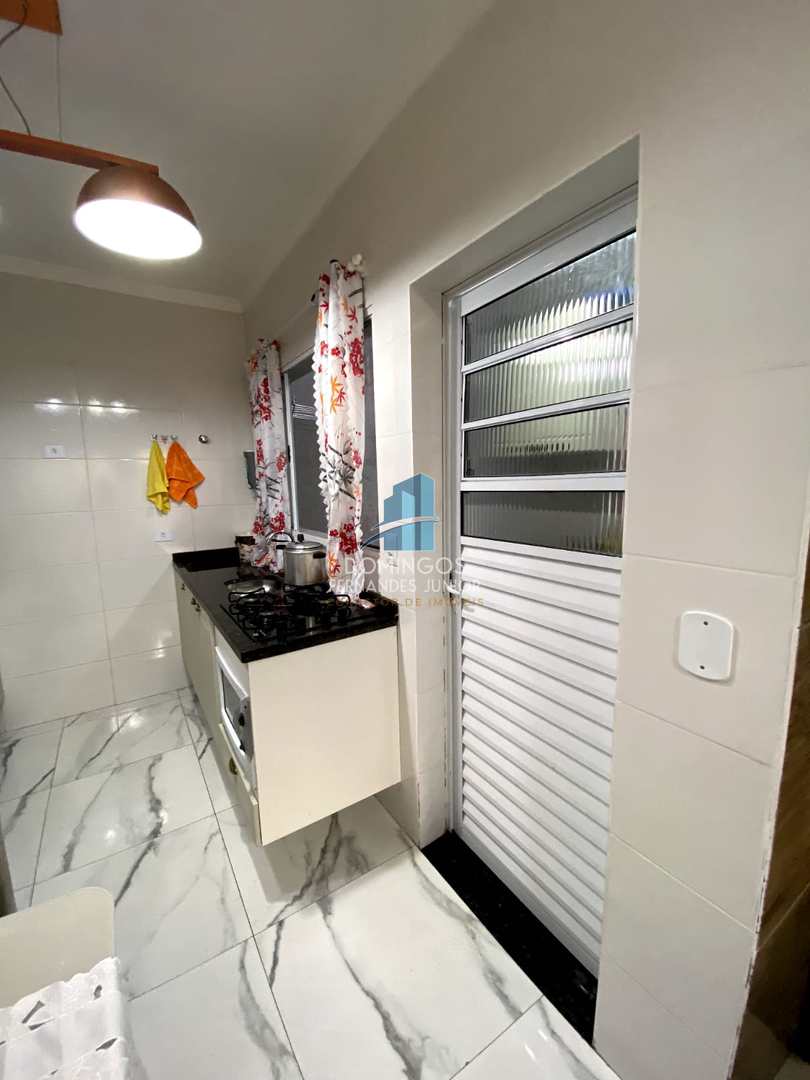 Sobrado à venda com 2 quartos, 65m² - Foto 9