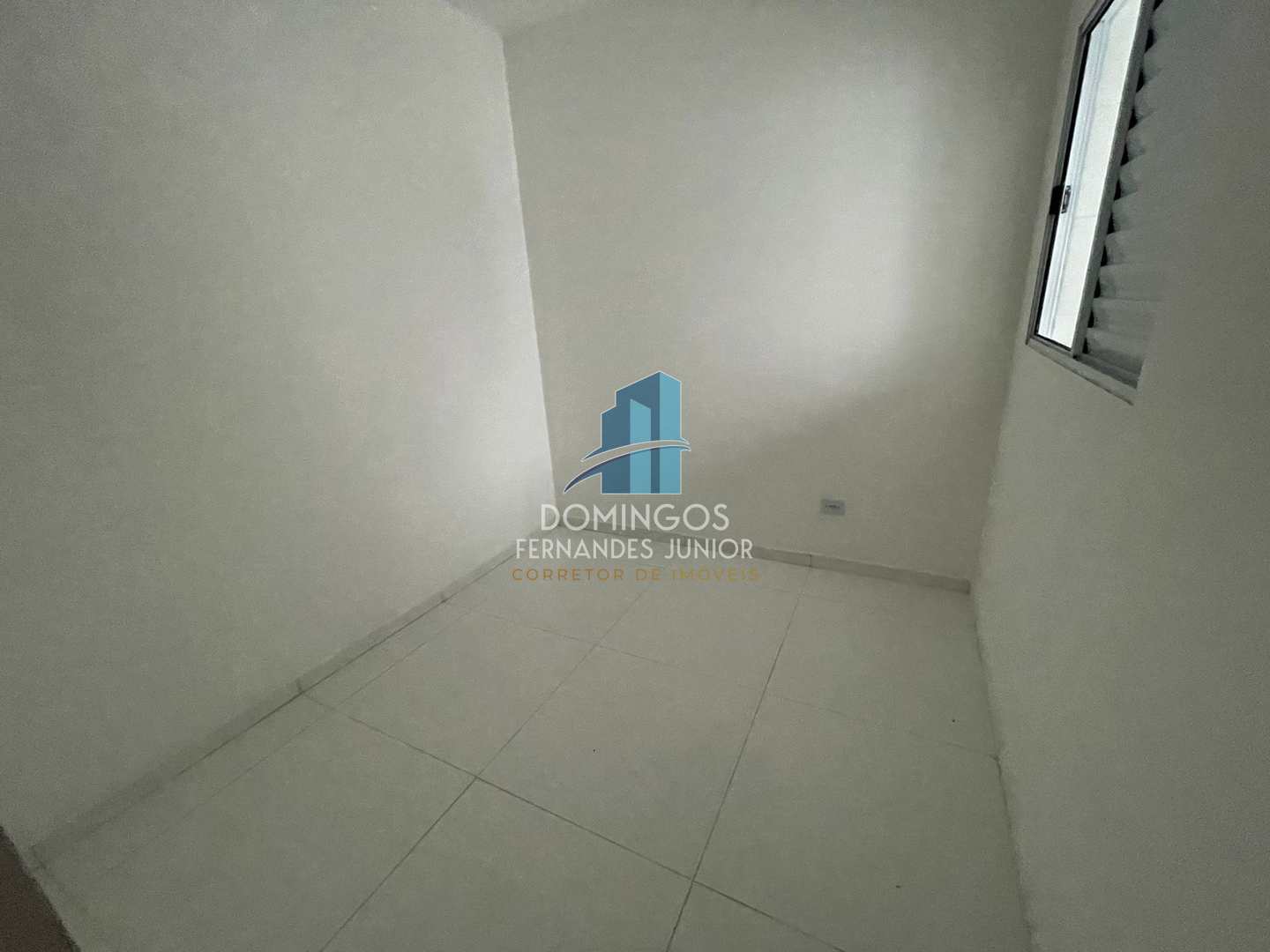 Apartamento à venda com 2 quartos, 40m² - Foto 2