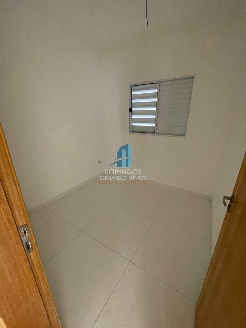 Apartamento à venda com 2 quartos, 37m² - Foto 2