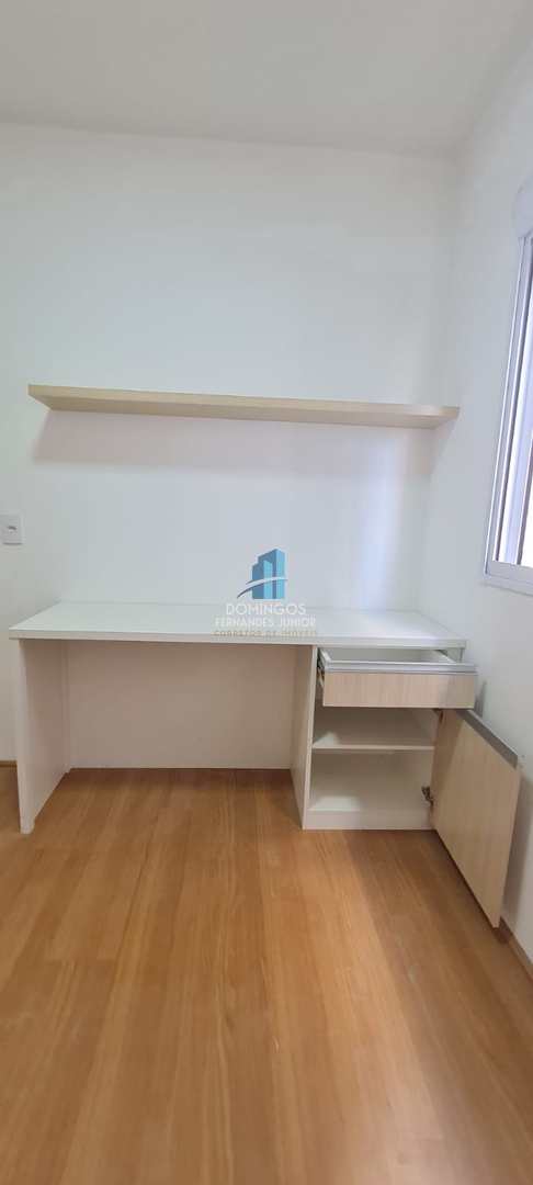 Apartamento à venda com 2 quartos, 44m² - Foto 11