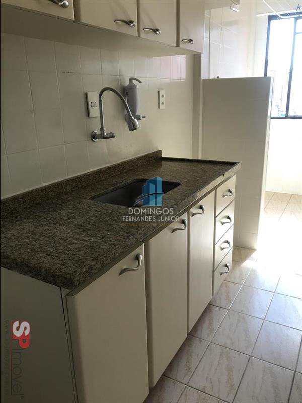 Apartamento à venda com 2 quartos, 50m² - Foto 4