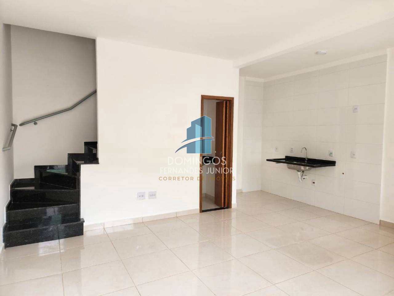 Sobrado à venda com 2 quartos, 66m² - Foto 2