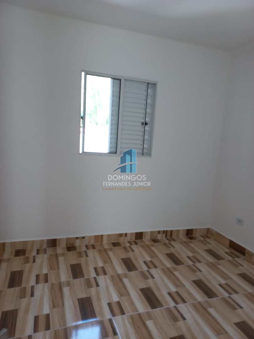 Casa à venda com 3 quartos, 102m² - Foto 15