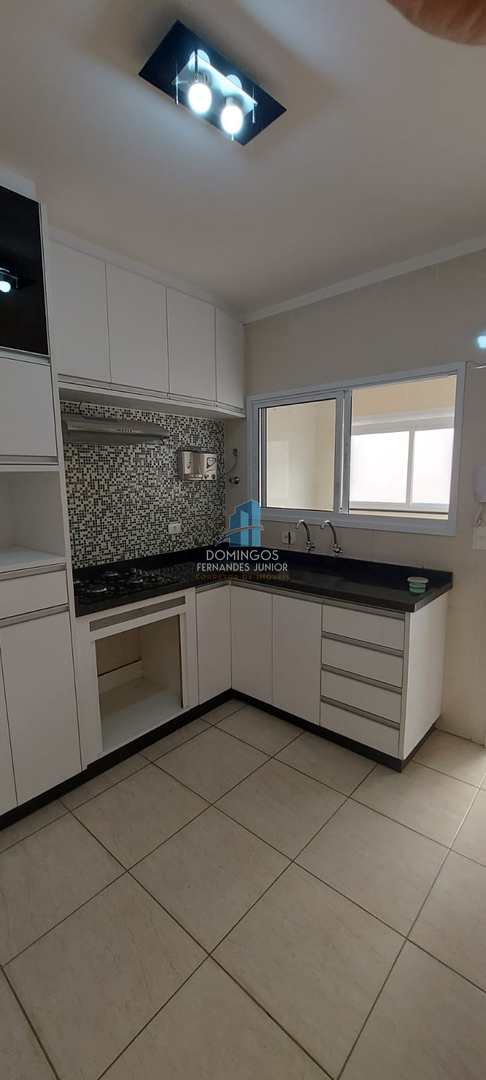 Sobrado à venda com 2 quartos, 70m² - Foto 4