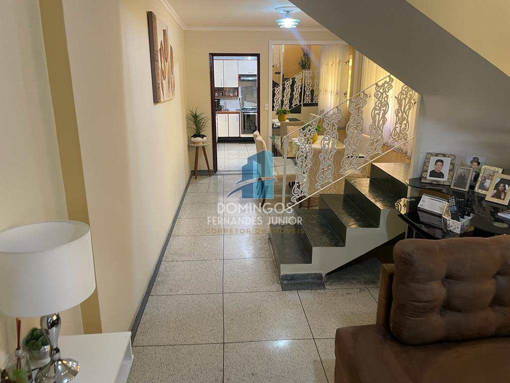 Sobrado à venda com 4 quartos, 192m² - Foto 4