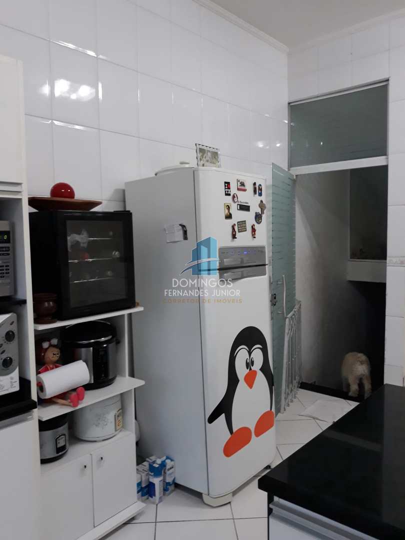 Sobrado à venda com 3 quartos, 350m² - Foto 11