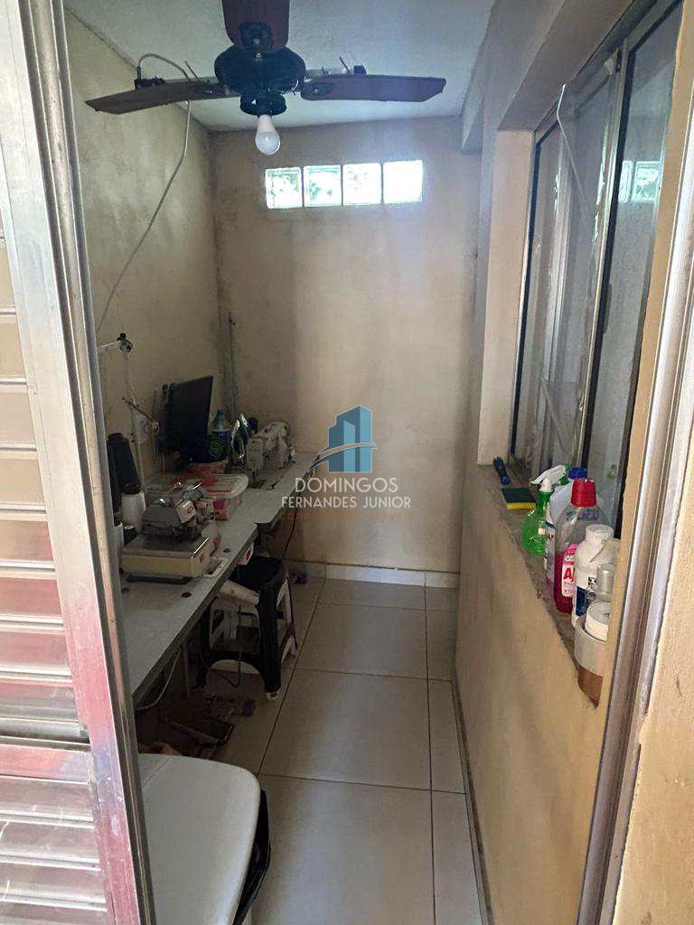 Casa à venda com 3 quartos, 110m² - Foto 17