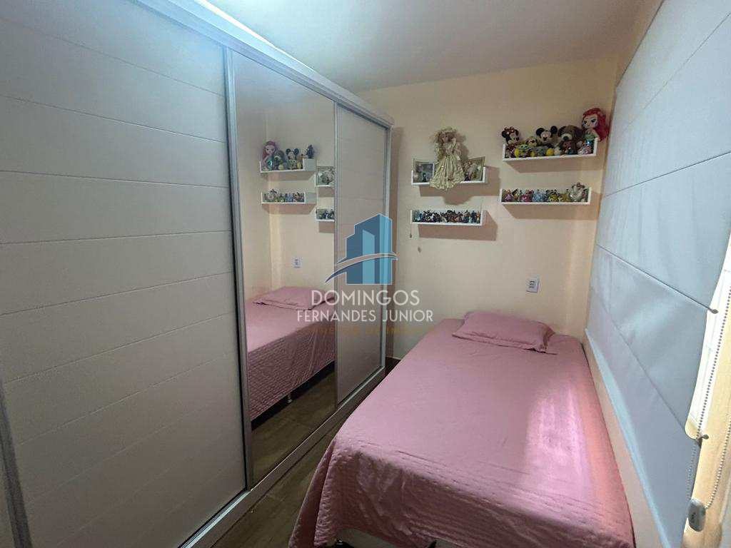 Casa à venda com 3 quartos, 110m² - Foto 8