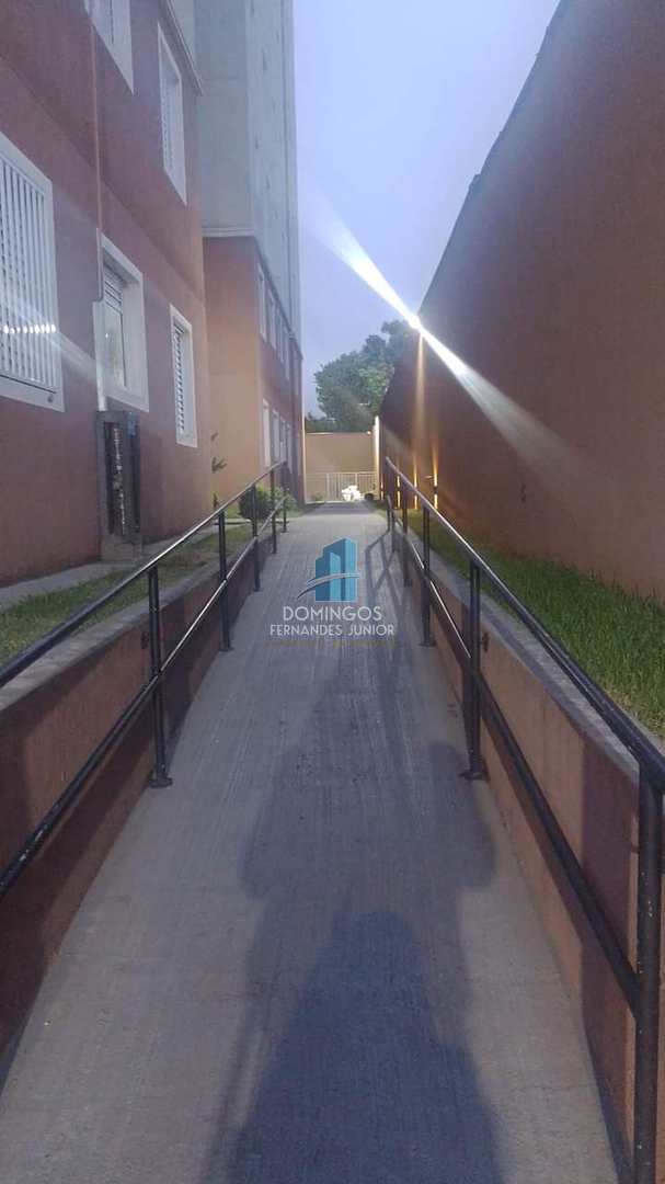 Apartamento à venda com 2 quartos, 41m² - Foto 18