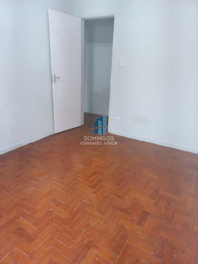 Apartamento à venda com 2 quartos, 80m² - Foto 2