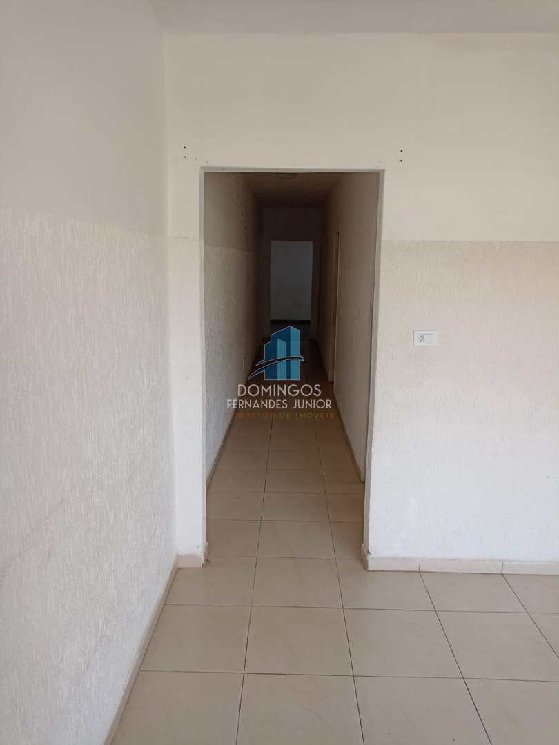 Casa à venda com 3 quartos, 90m² - Foto 10