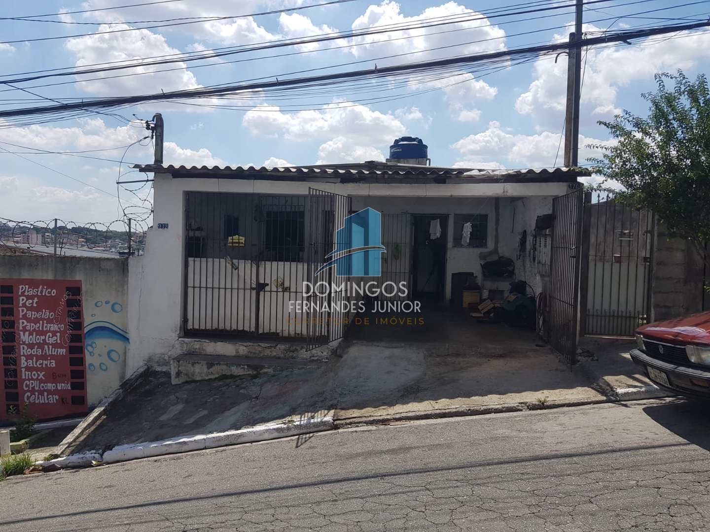 Terreno à venda com 1 quarto, 320m² - Foto 3